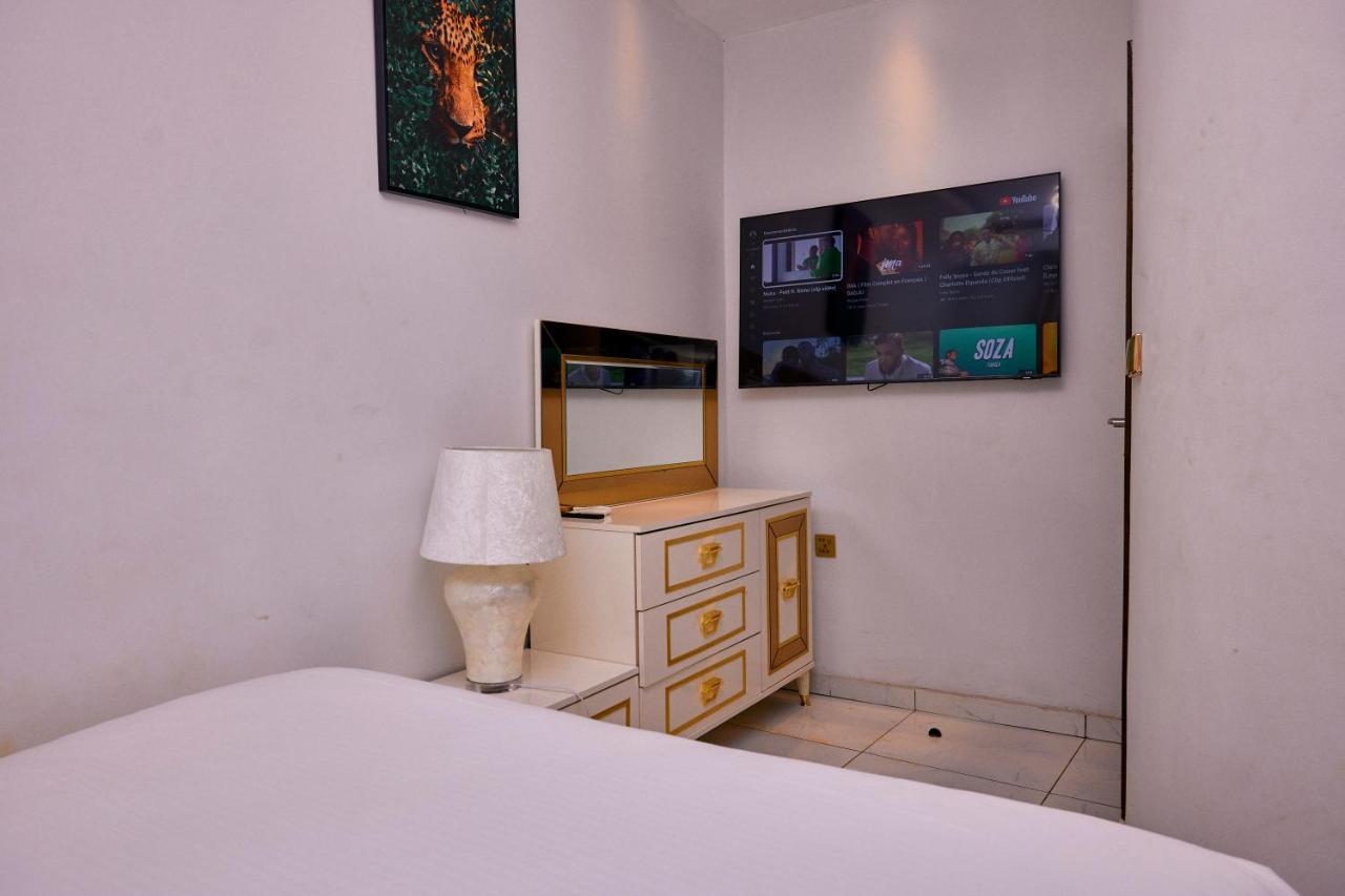 Residence Noumsi Yaoundé 外观 照片